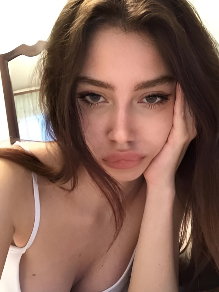 Индивидуалка Фрида, доступна для личного знакомства от 2000 руб