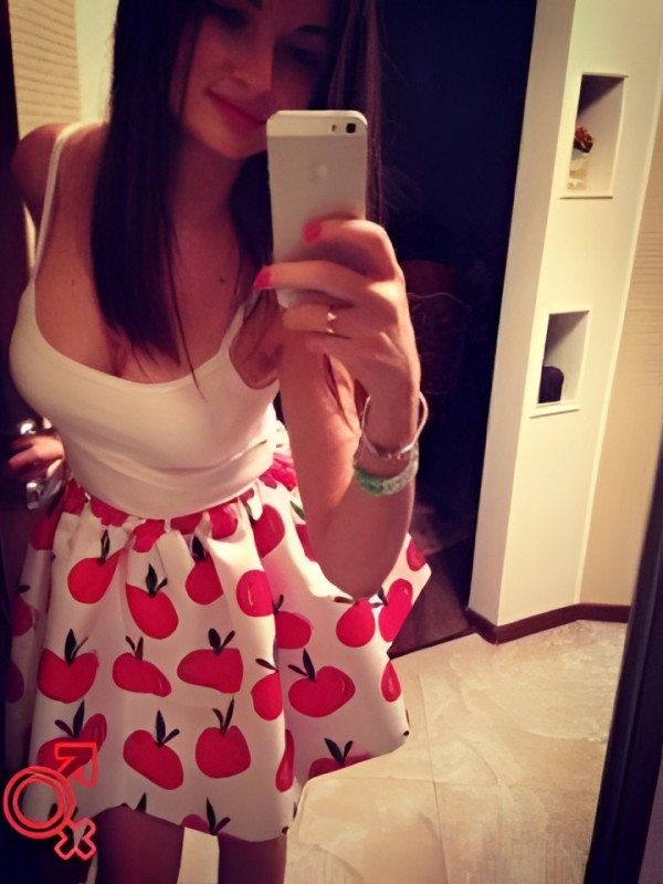 Ярослава привлекательная девушка из Орехово-зуево цена от 10000 руб