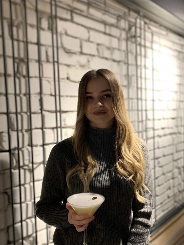 🎥 Клава привлекательная девушка из Орехово-зуево цена от 8000 руб